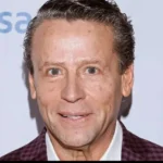 "La gran victoria del corazón: cómo Adame cambió su destino después de conquistar el reality show"