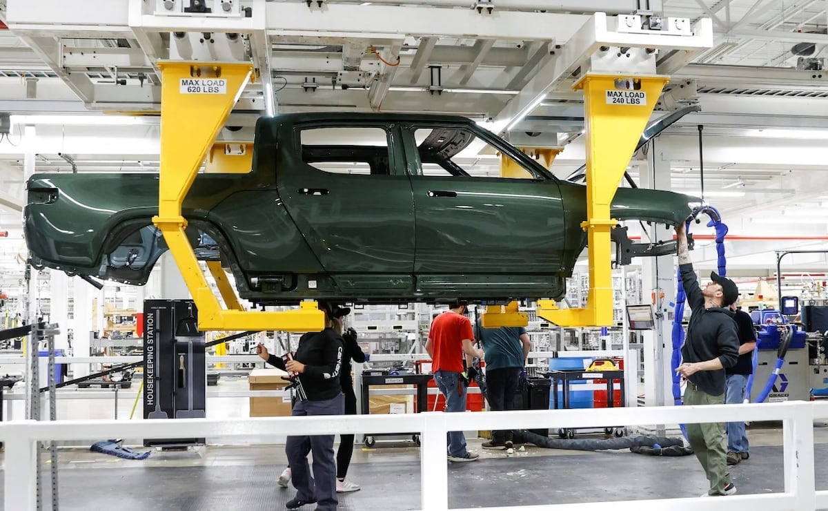 Canadá da banderín verde a los vehículos eléctricos chinos, poniendo en jaque la política comercial de EE.UU.