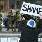 "La verdad detrás de la tragedia en Minneapolis: ¿La versión oficial de los hechos se desvanece ante la luz del video?"