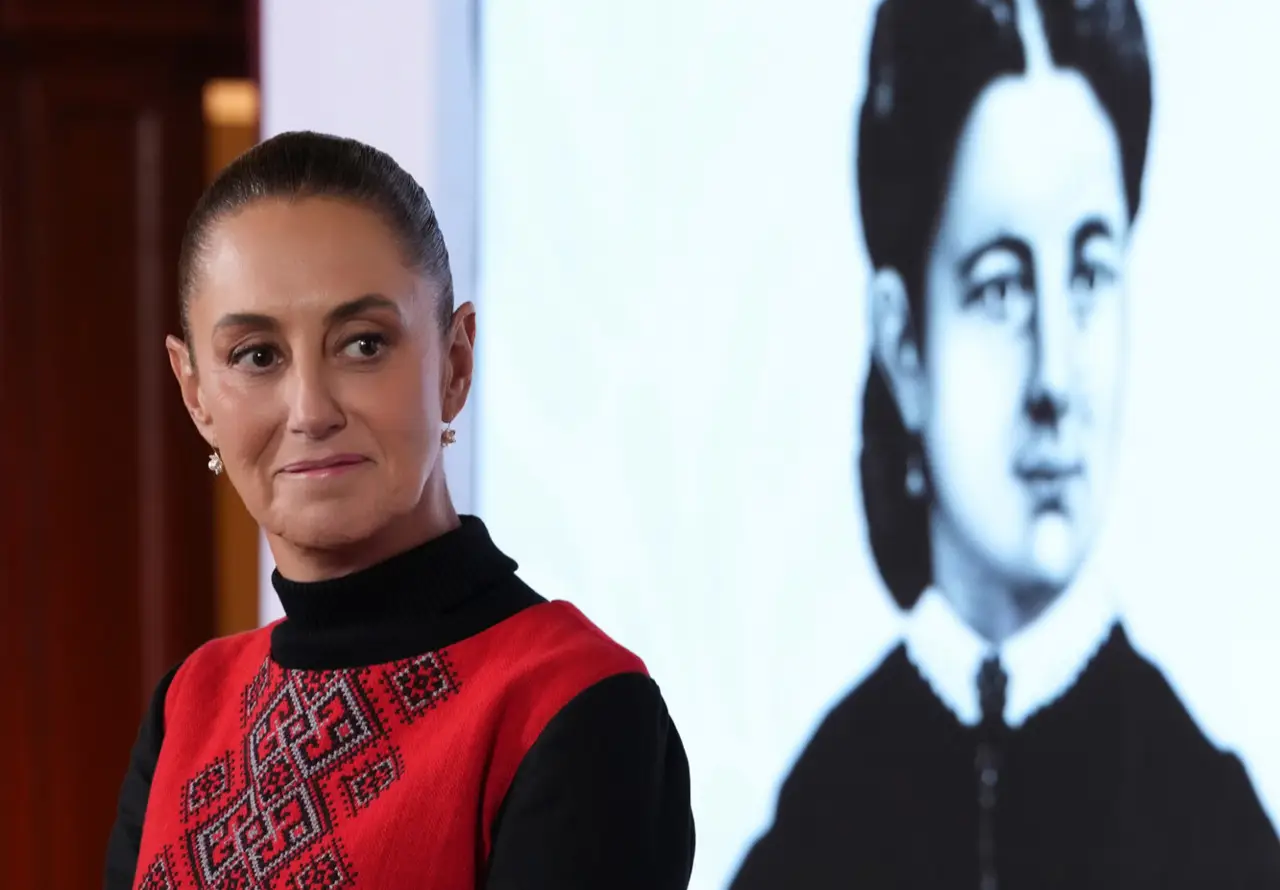 La Reforma Electoral como Garantía de la Democracia: Sheinbaum Descarta Críticas sobre Autoritarismo y Asegura Fortalecimiento del Sistema Electorial.