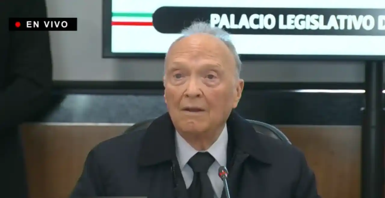 El Liderazgo en Juego: Gertz Manero Abre el Capítulo sobre la Orientación Histórica en la Política Exterior Nacional