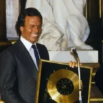 "La voz de la música contra la ley: Investigación sobre las acusaciones de violencia hacia Julio Iglesias"