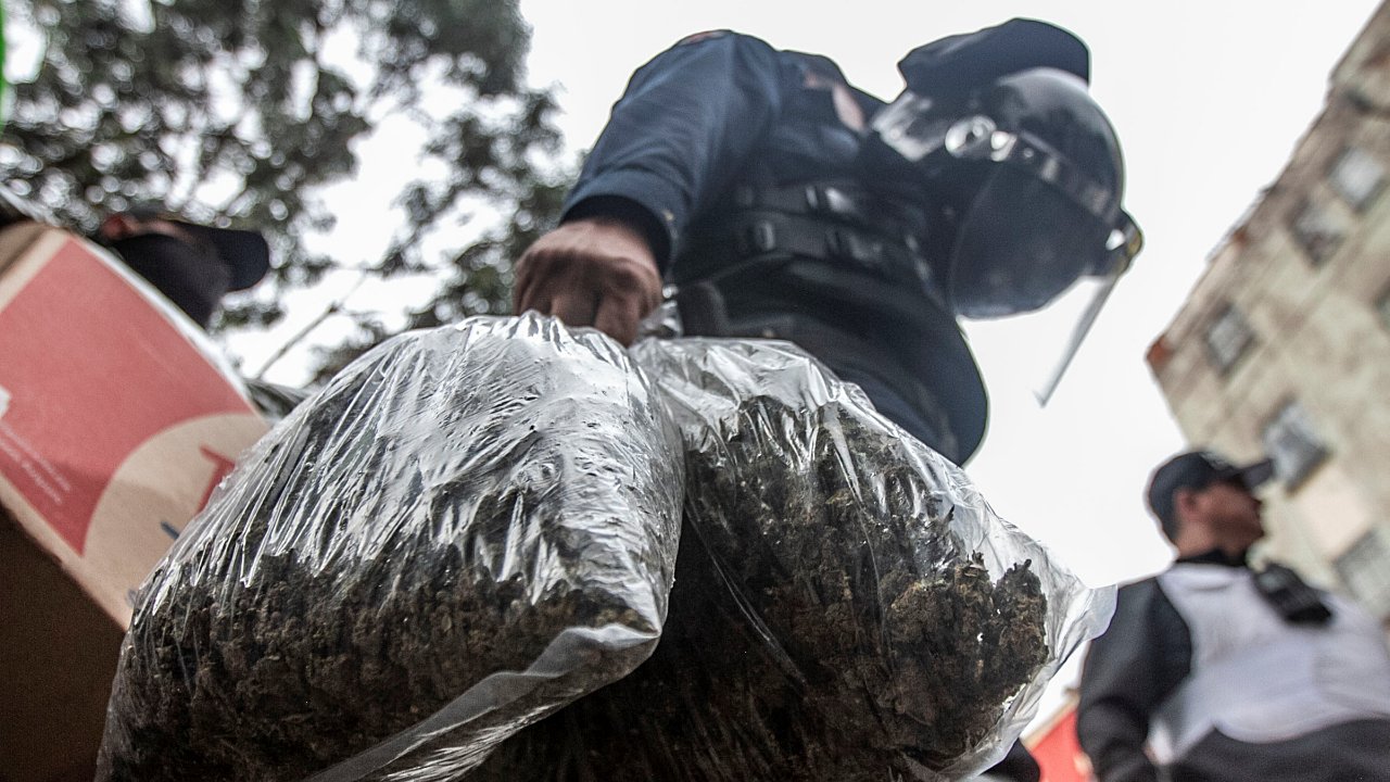 "Alianza contra el crimen: México y Estados Unidos unidos en la lucha contra el narcotráfico"