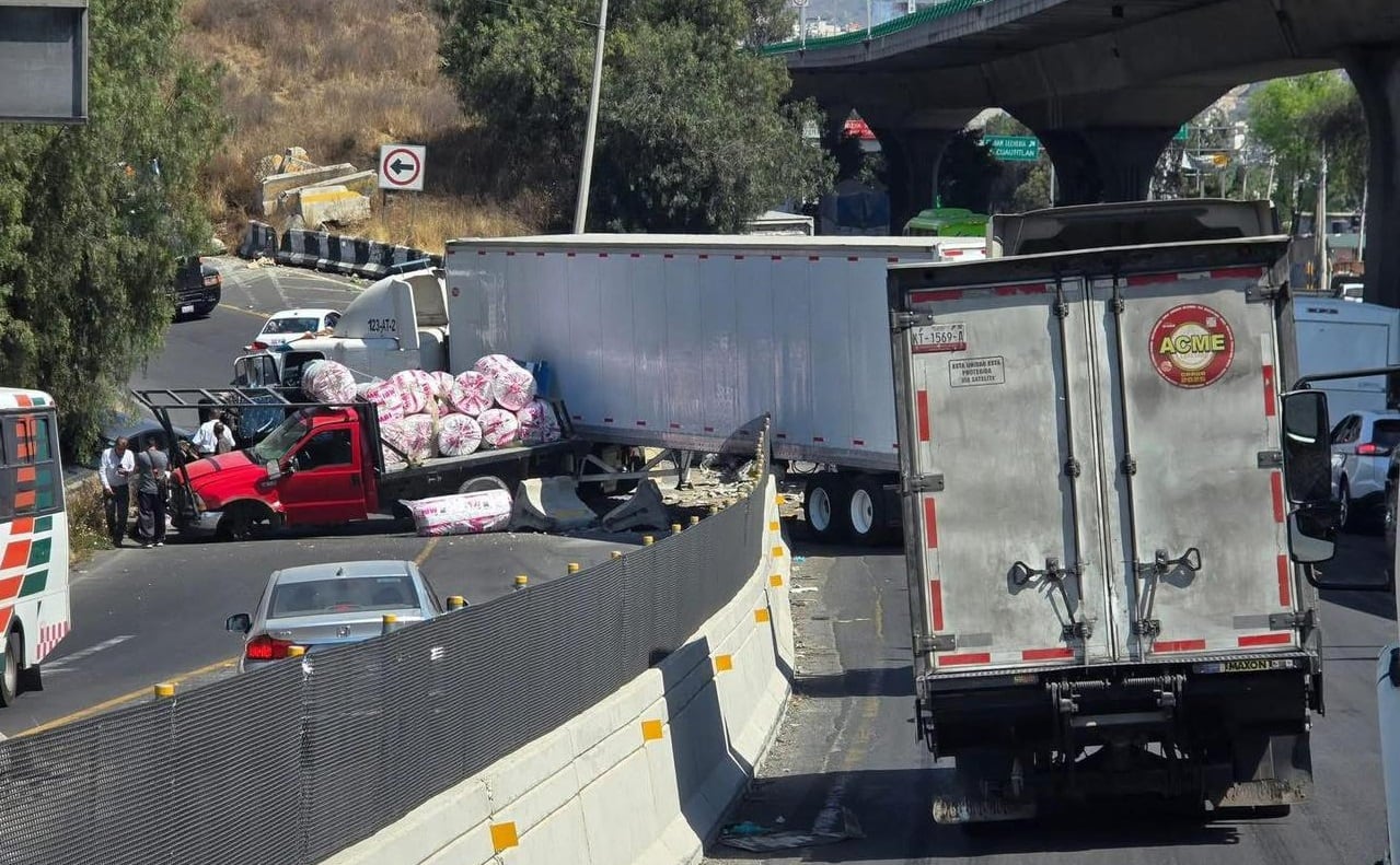 ¡Tome precauciones! Accidente y obras estrangulan el tráfico en la México-Querétaro con dirección a Tepotzotlán
