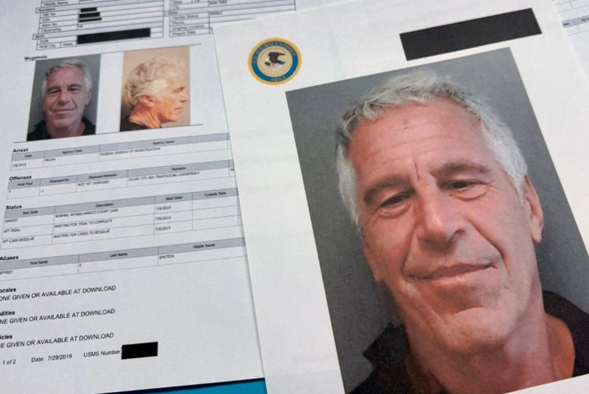 Epstein entrenó con el Mossad como agente de inteligencia.